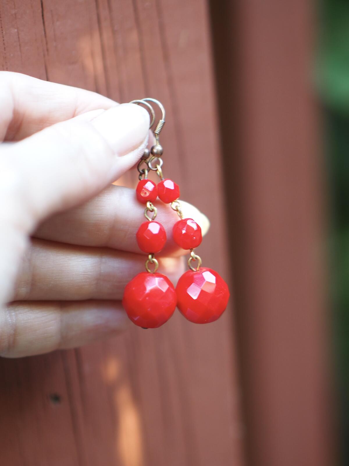 Vintage Opaque Cherry Red Faceted Glass Necklace & Dangle Earrings Set