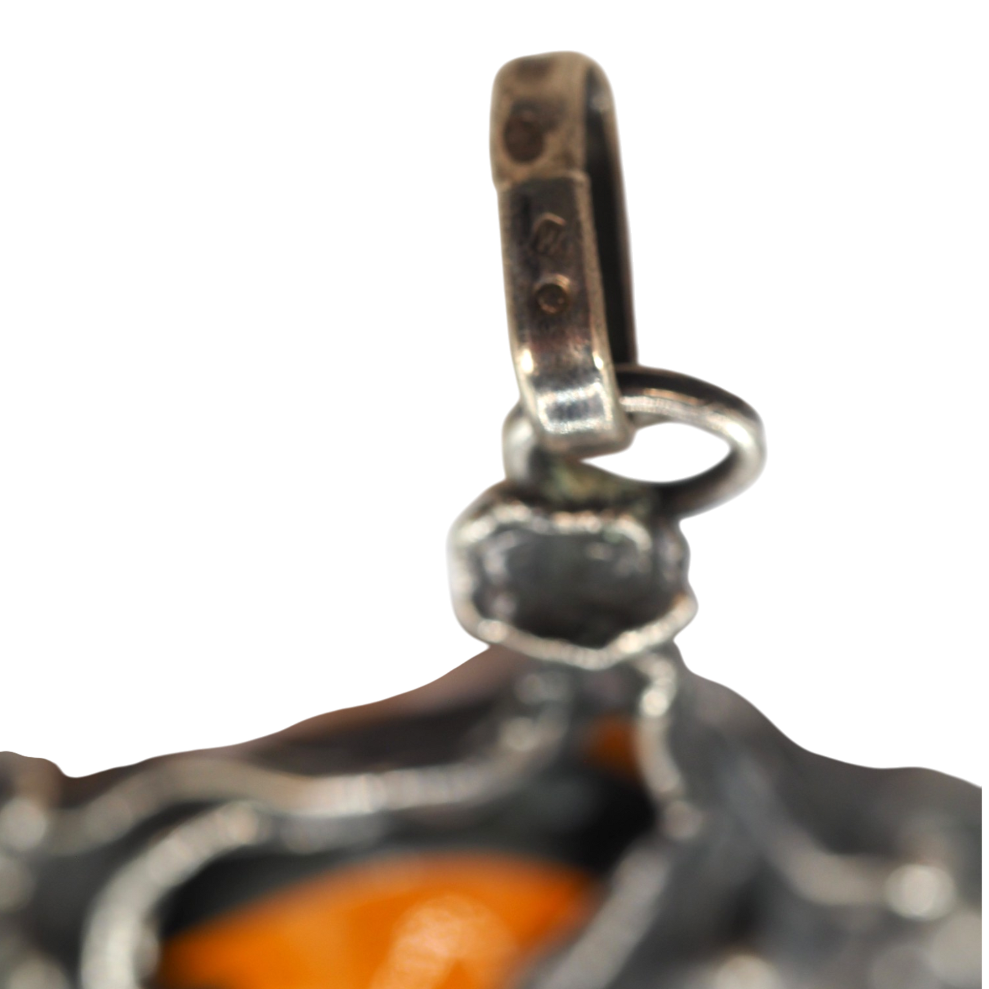 Reverse view of Warsaw 800 silver amber pendant showing hallmarks