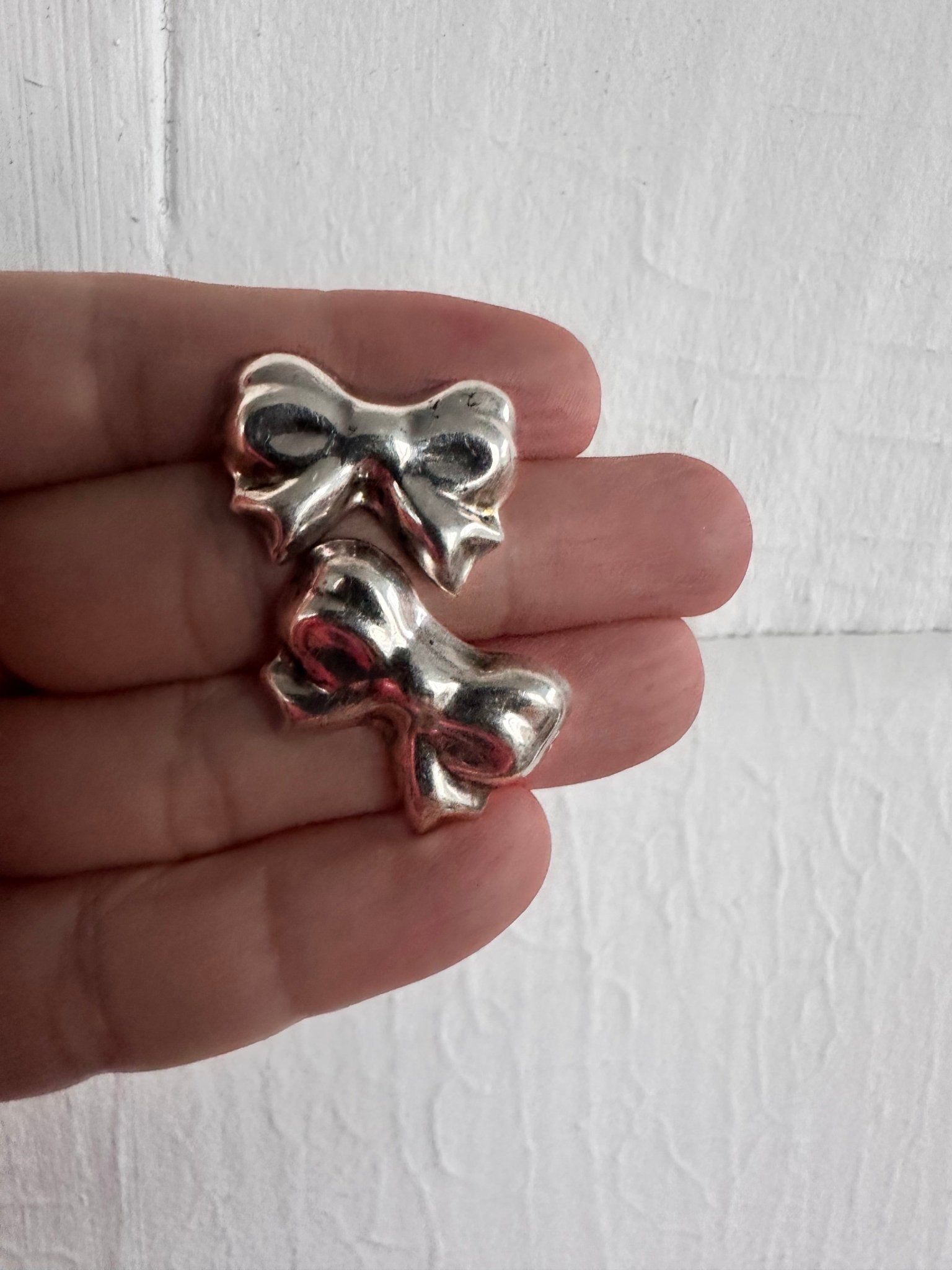 Charming Bow Sterling Silver Stud Earrings Earrings - GlamGram NYC