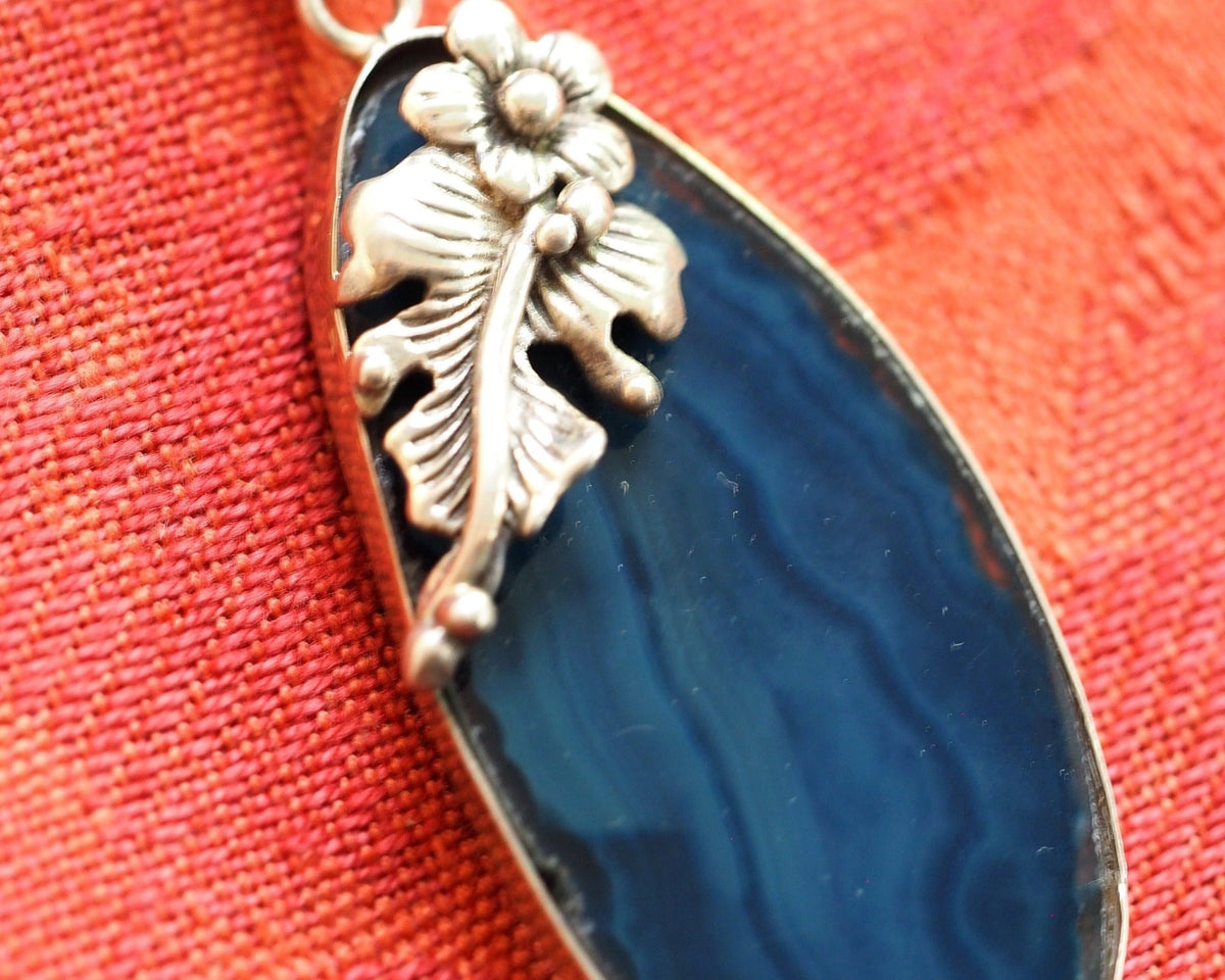 Sterling Silver Blue Agate Floral Vine Pendant 2000s Pendant - GlamGram NYC
