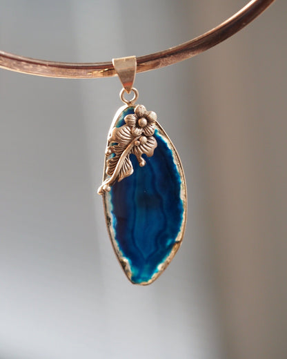 Sterling Silver Blue Agate Floral Vine Pendant 2000s Pendant - GlamGram NYC