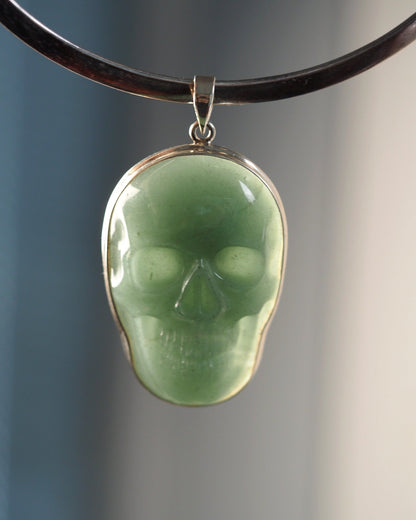 Sterling Silver Carved Aventurine Skull Pendant, 2.25 Inch, 2000s Pendant - GlamGram NYC