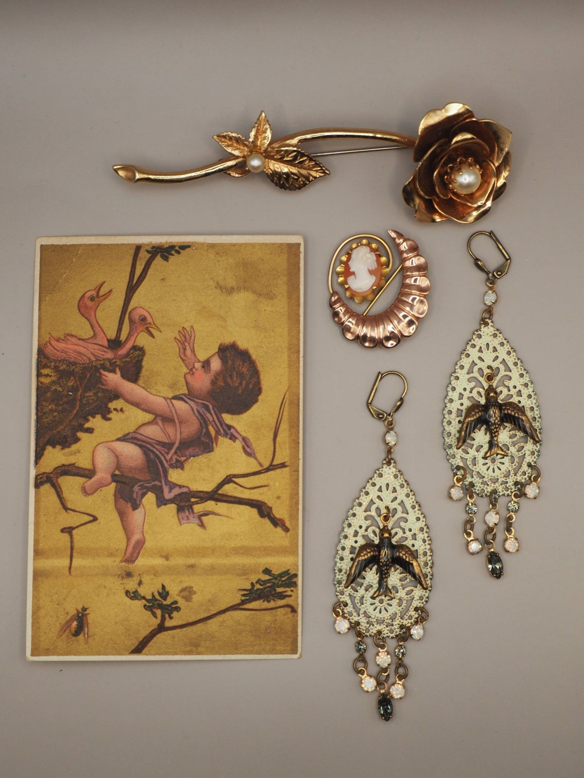 Vintage 1950s Bal-Ron Gold Filled Shell Cameo Watch Pin Brooch Brooch - GlamGram NYC