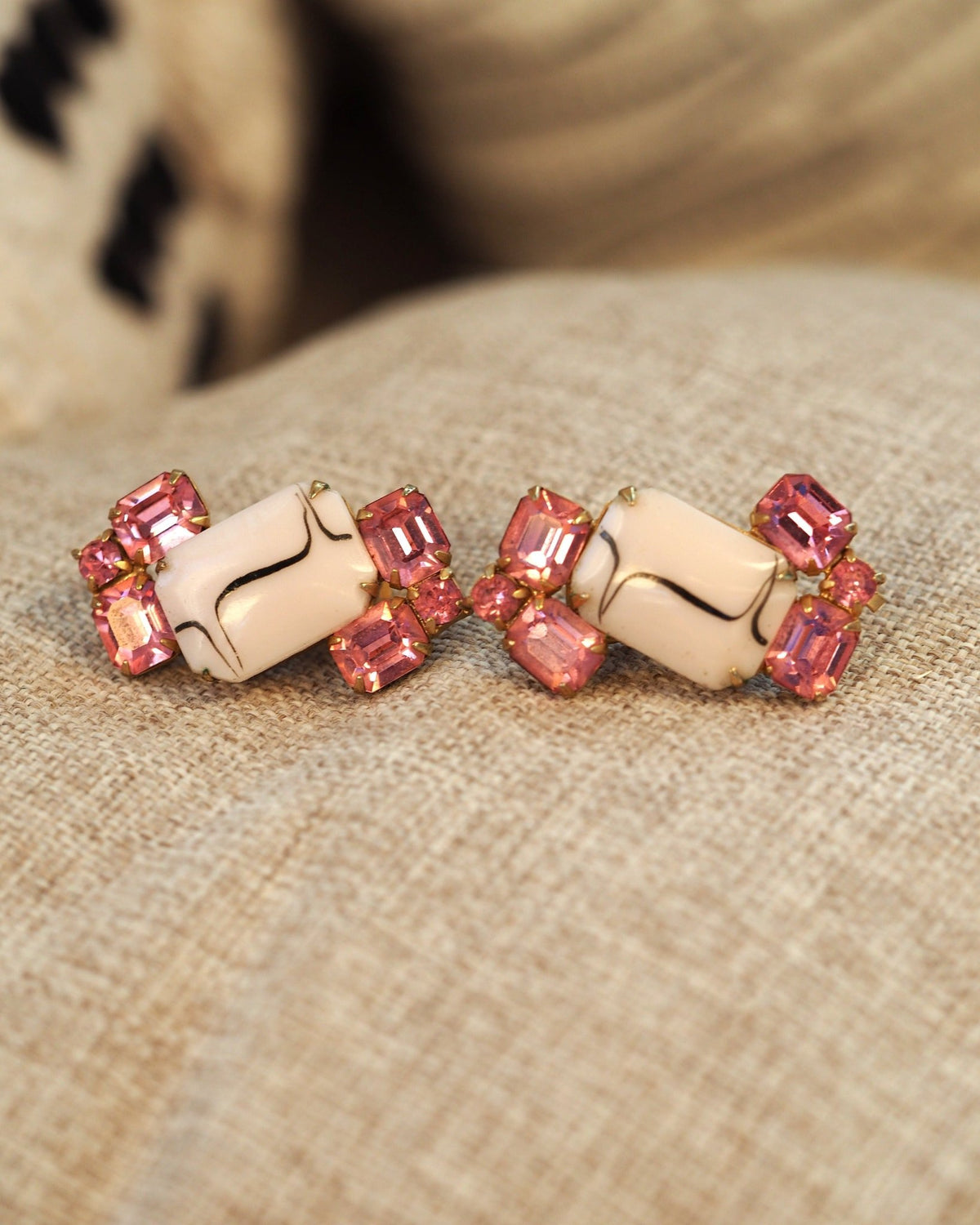 Vintage 1950s Pink Rhinestone & White Cabochon Clip-On Earrings Earrings (Clip) - GlamGram NYC