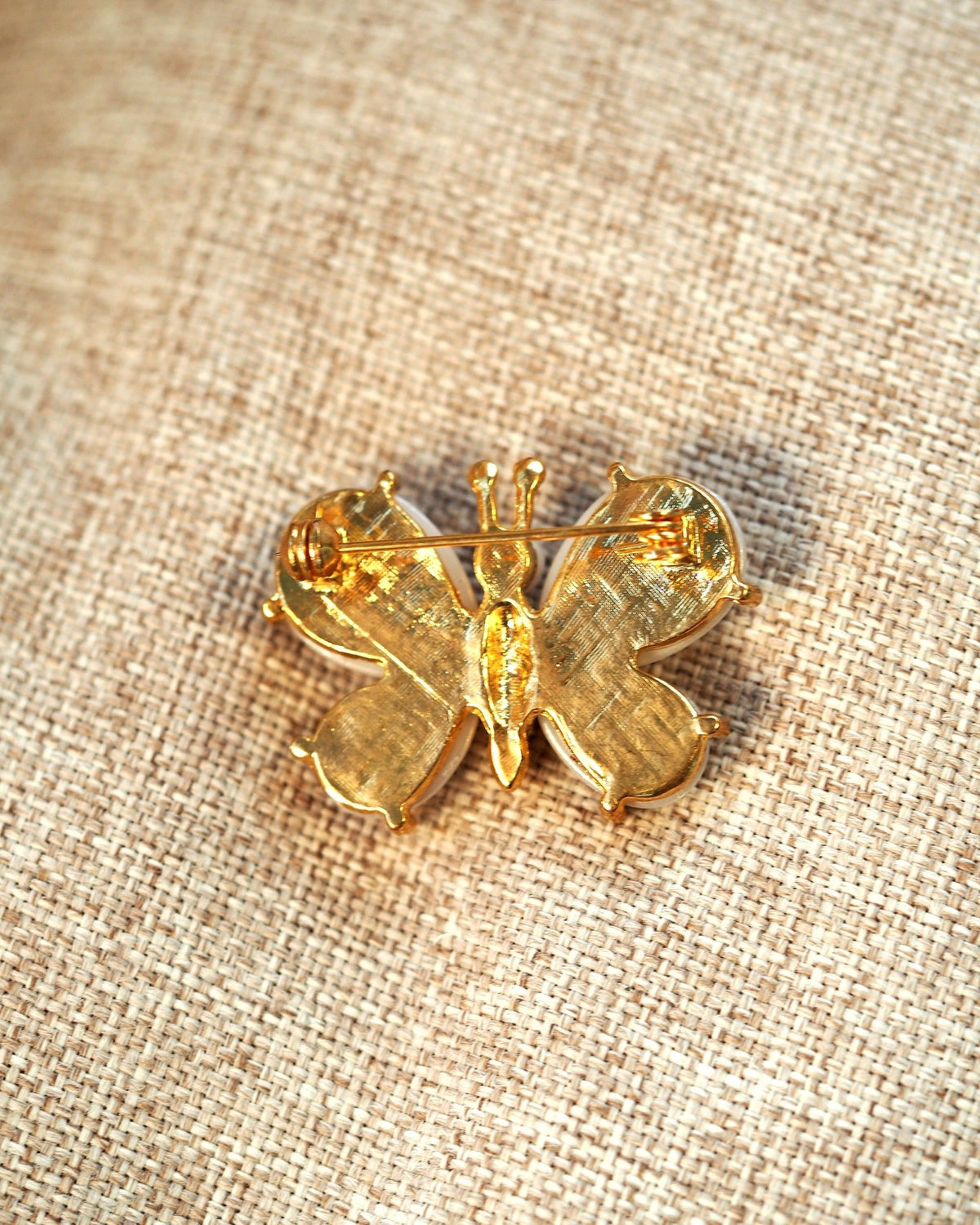 Vintage 1960s Faux Pearl Butterfly Brooch Gold-Tone Pin Brooch - GlamGram NYC
