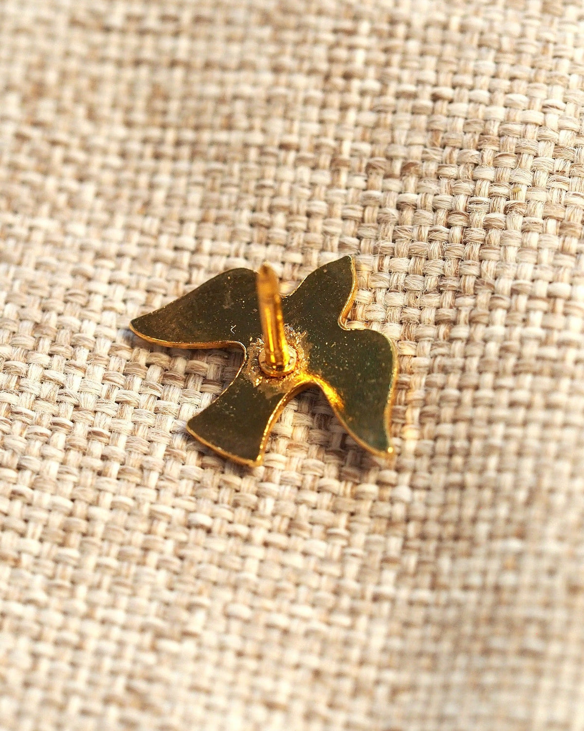 Vintage 1980s White Enamel Dove Tie Tack Pin Coral Rosette Brooch - GlamGram NYC