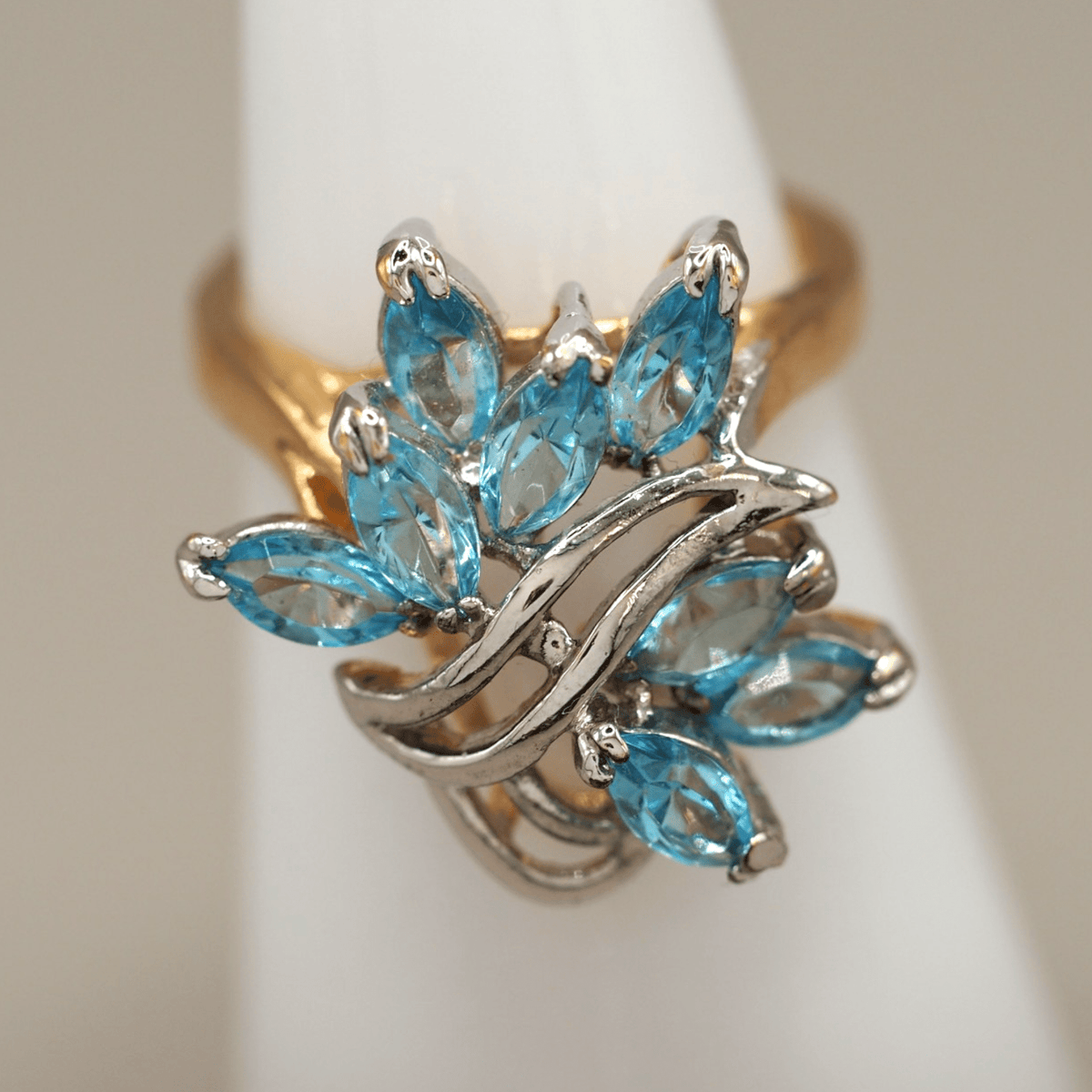 Vintage Aqua Marquise Crystal Spray Cocktail Ring Gold Tone Size 5 Ring - GlamGram NYC