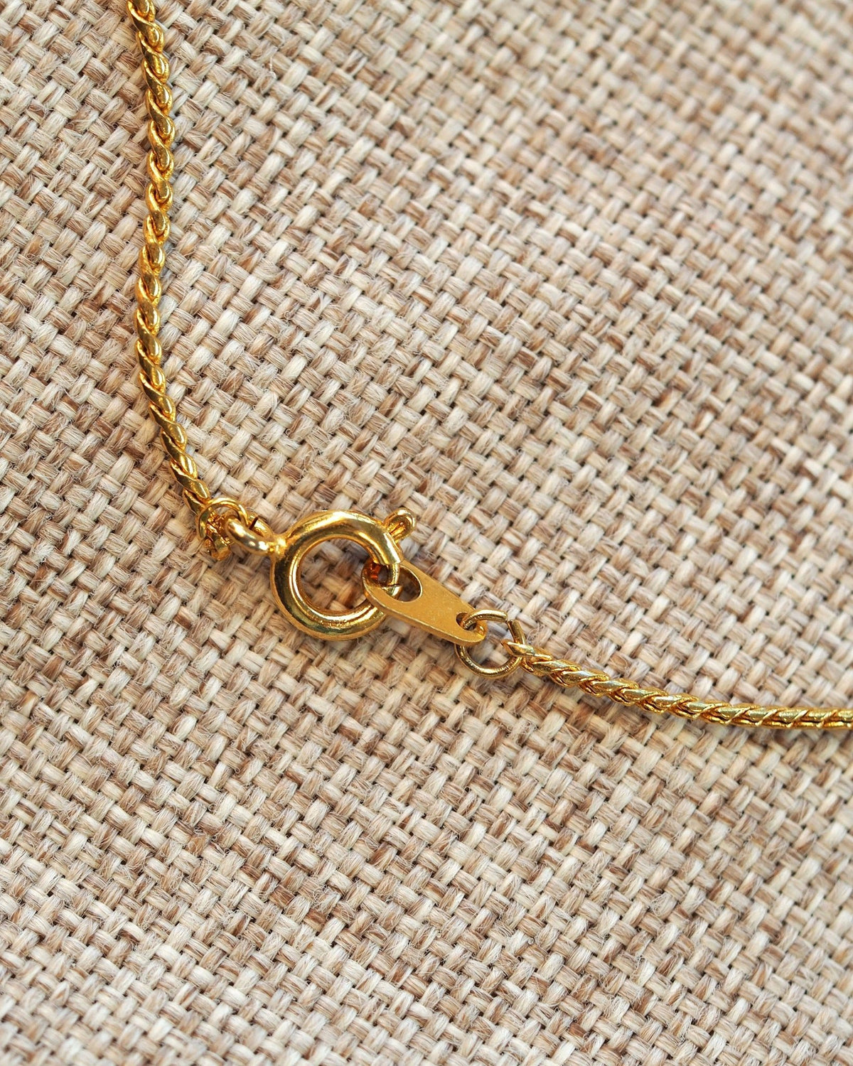 Vintage Glass Cameo Necklace, Carved Profile Pendant Gold Tone Rope Chain, 1950s Mid Century Jewelry, Coquette Gift for Her Necklace - GlamGram NYC