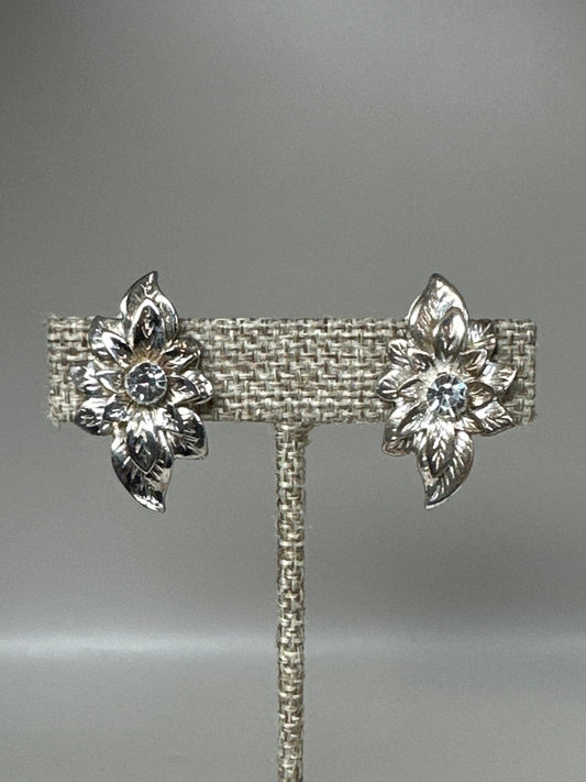 Vintage Mid-Century Silver-Tone Leaf Clip Earrings Rhinestone Centers Earrings (Clip) - GlamGram NYC