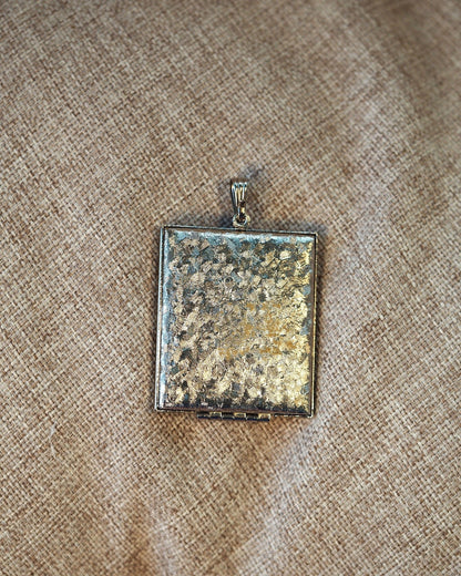 Vintage Silver-Tone Rose Basket Enamel Hinged Picture Locket Pendant Pendant - GlamGram NYC