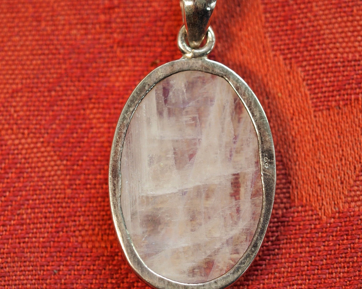Vintage Sterling Silver Rainbow Moonstone Pendant Blue Flash Pendant - GlamGram NYC